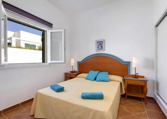 فيلة Torresoli By *